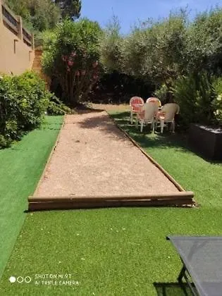Appartement Cavalaire Sur Mer 0*, Cavalaire-sur-Mer